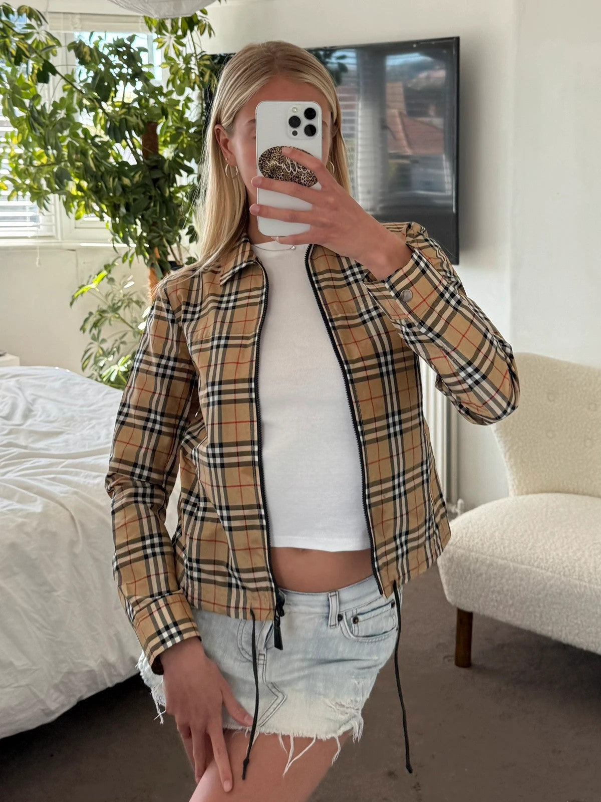 Women’s Burberry windbreaker
