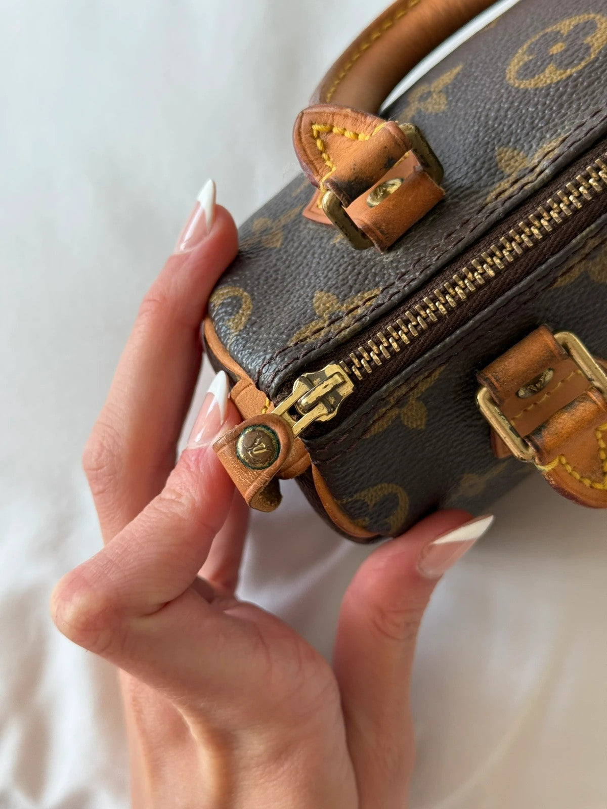 Louis Vuitton mini speedy bag
