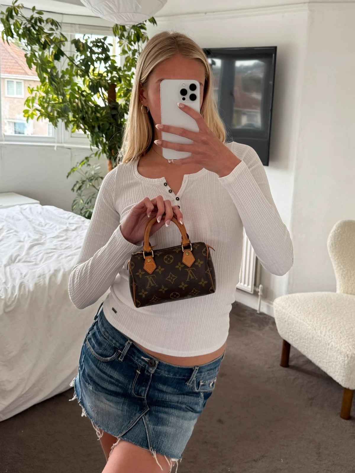 Louis Vuitton mini speedy bag