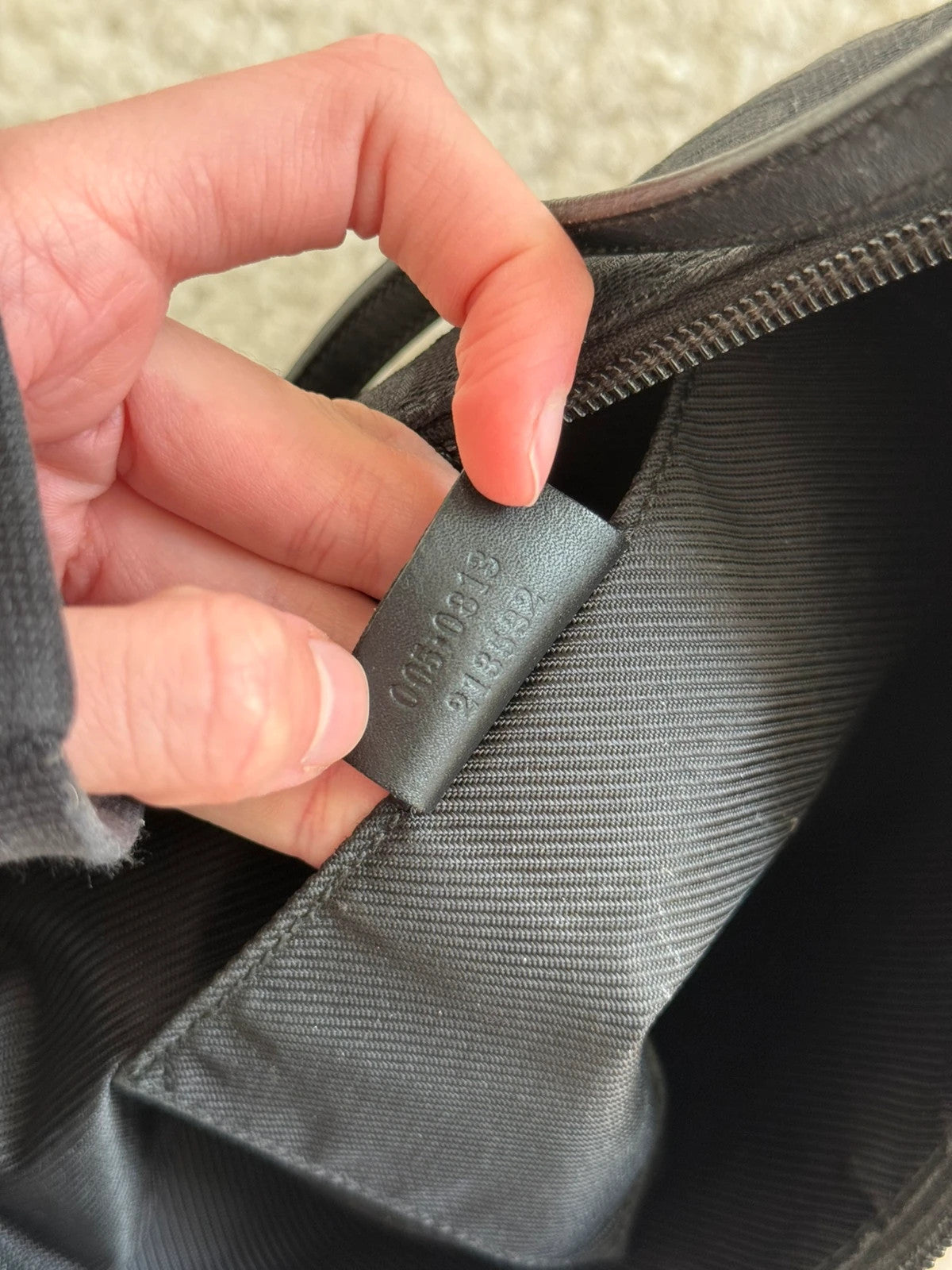 Gucci GG Supreme Canvas shoulder bag