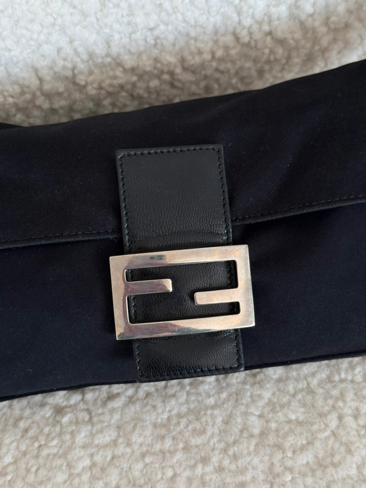 Fendi baguette
