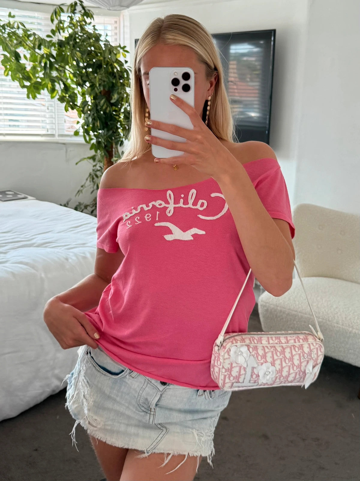 Hollister off the shoulder tshirt