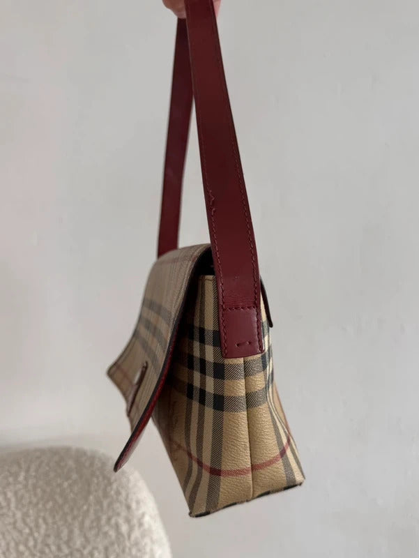 burberry nova check shoulder bag