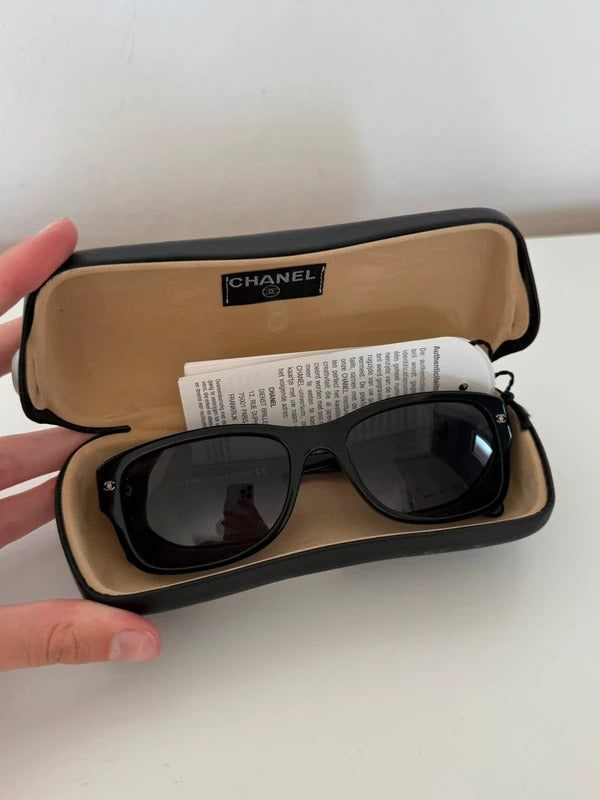 chanel black rectangular sunglasses