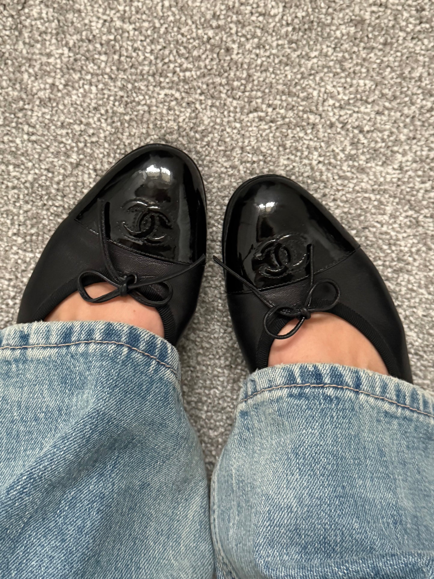 Chanel black leather ballet flats – size 5