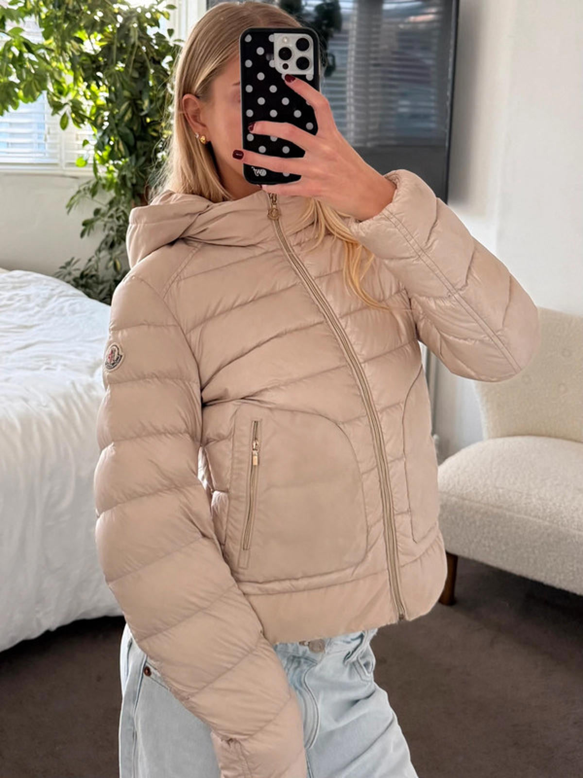 Moncler Merville Giubbotto beige down jacket