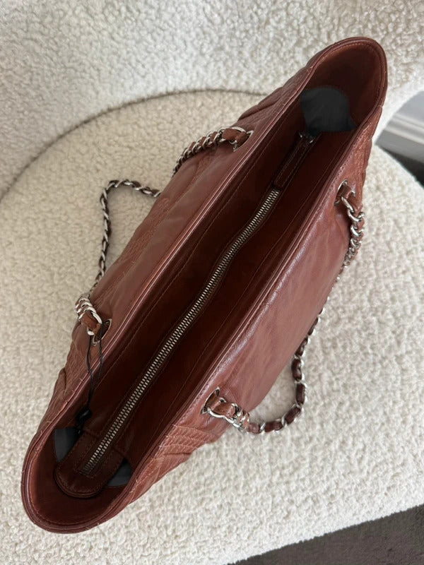 chanel paris bombay coco bengal accordion tote bag