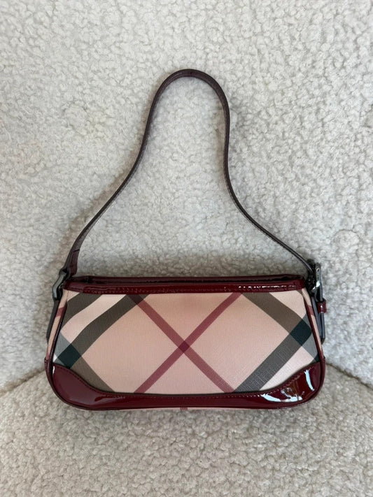 burberry nova check shoulder bag burgundy patent leather baguette