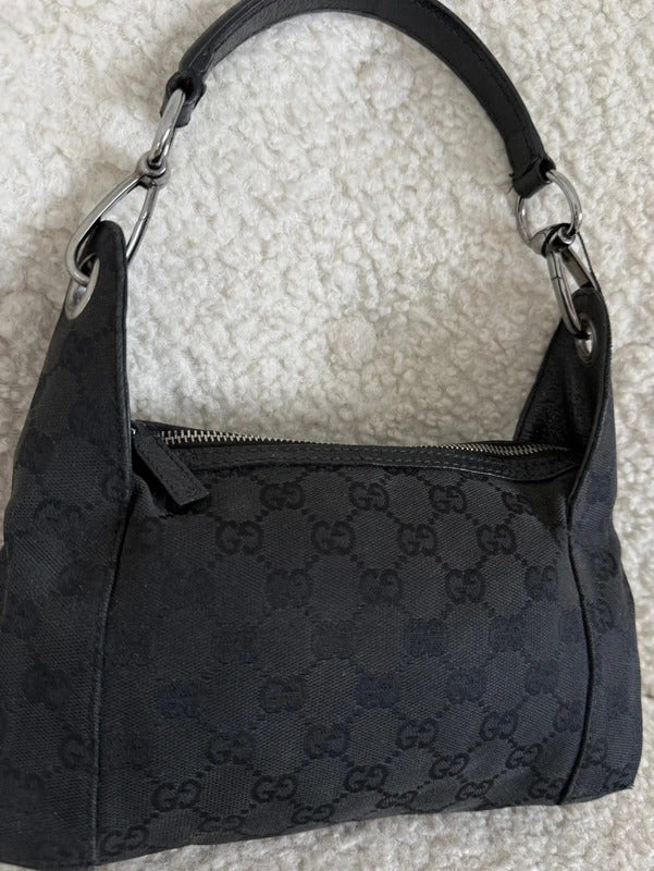 gucci black gg canvas shoulder bag