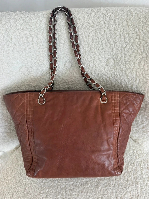 chanel paris bombay coco bengal accordion tote bag