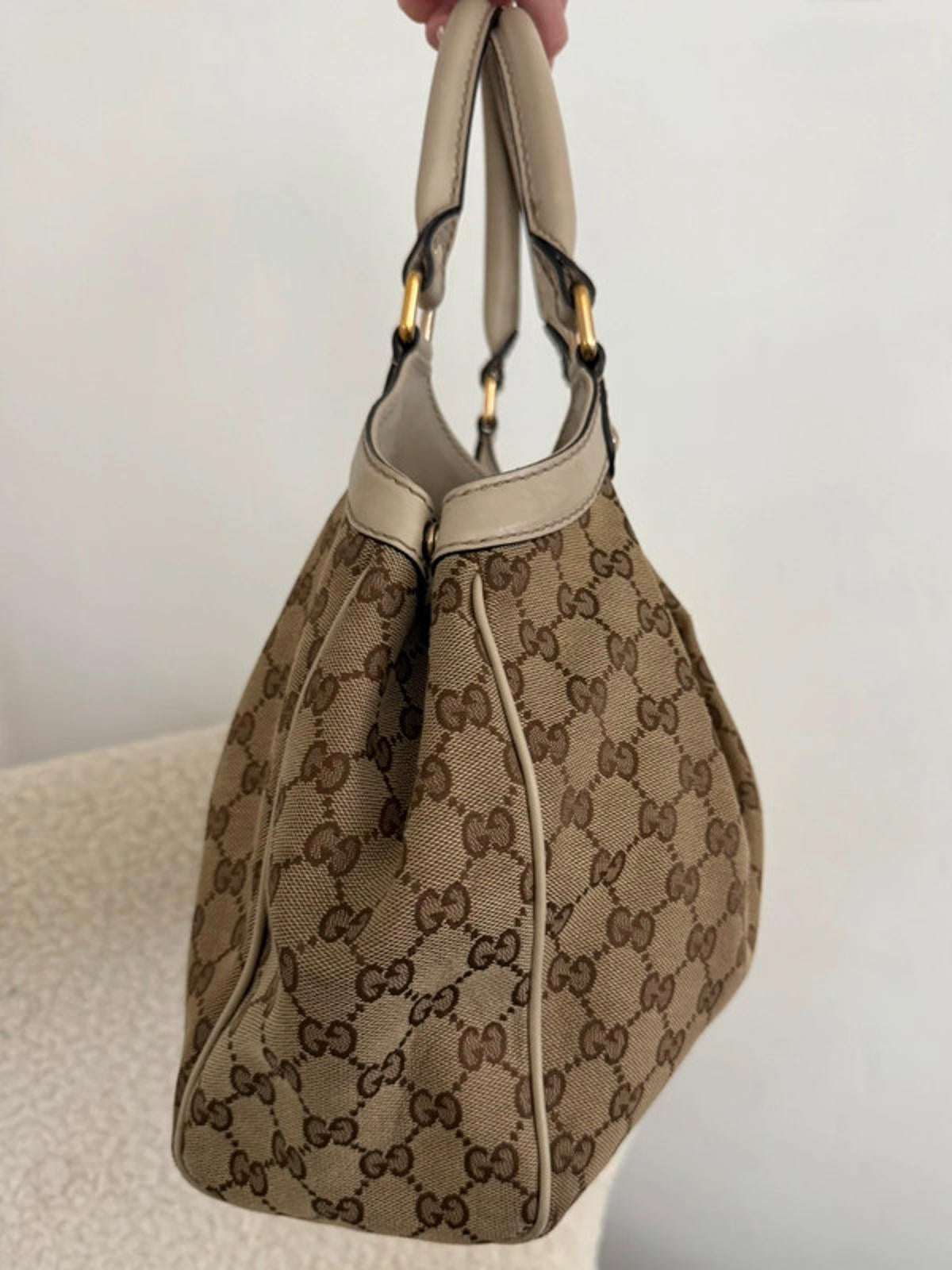 Gucci Sukey Medium GG Canvas Tote