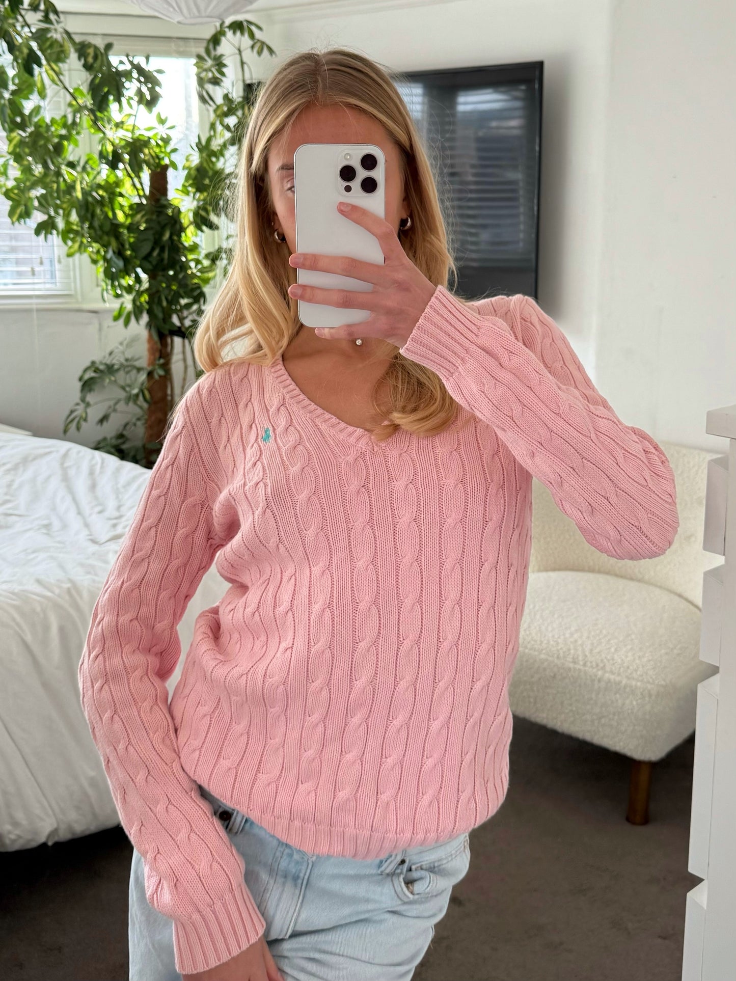 Pink v-neck knit