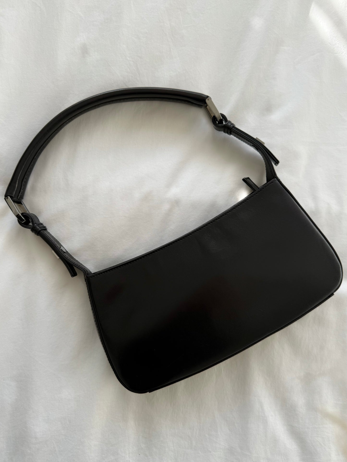 Black leather Gucci mini shoulder bag