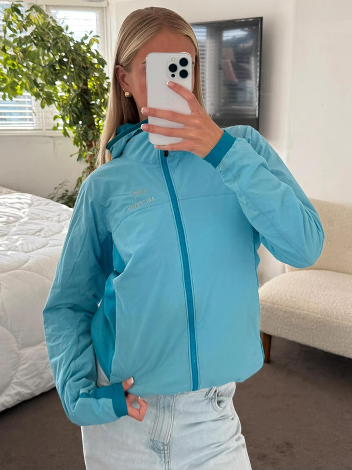 Arc’teryx Women’s Sky Blue Hooded Jacket