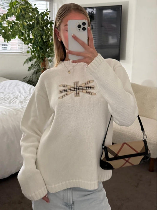 Burberry white knitted jumper