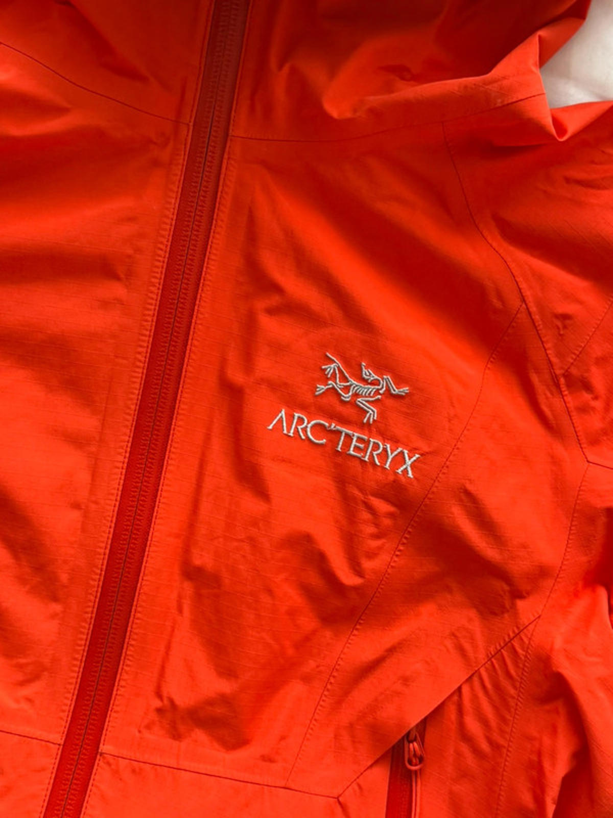 Arc’teryx Beta LT Gore-Tex Jacket XS