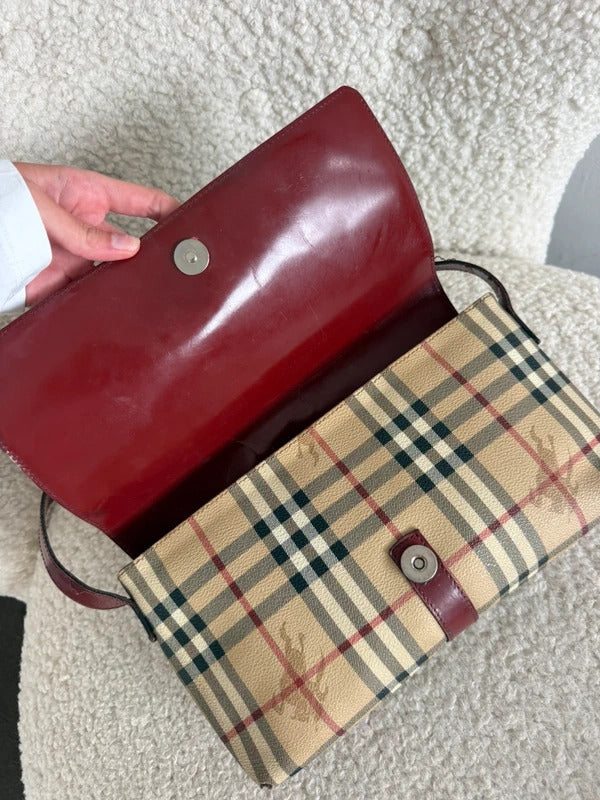 burberry nova check shoulder bag