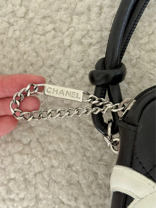 chanel cambon pochette