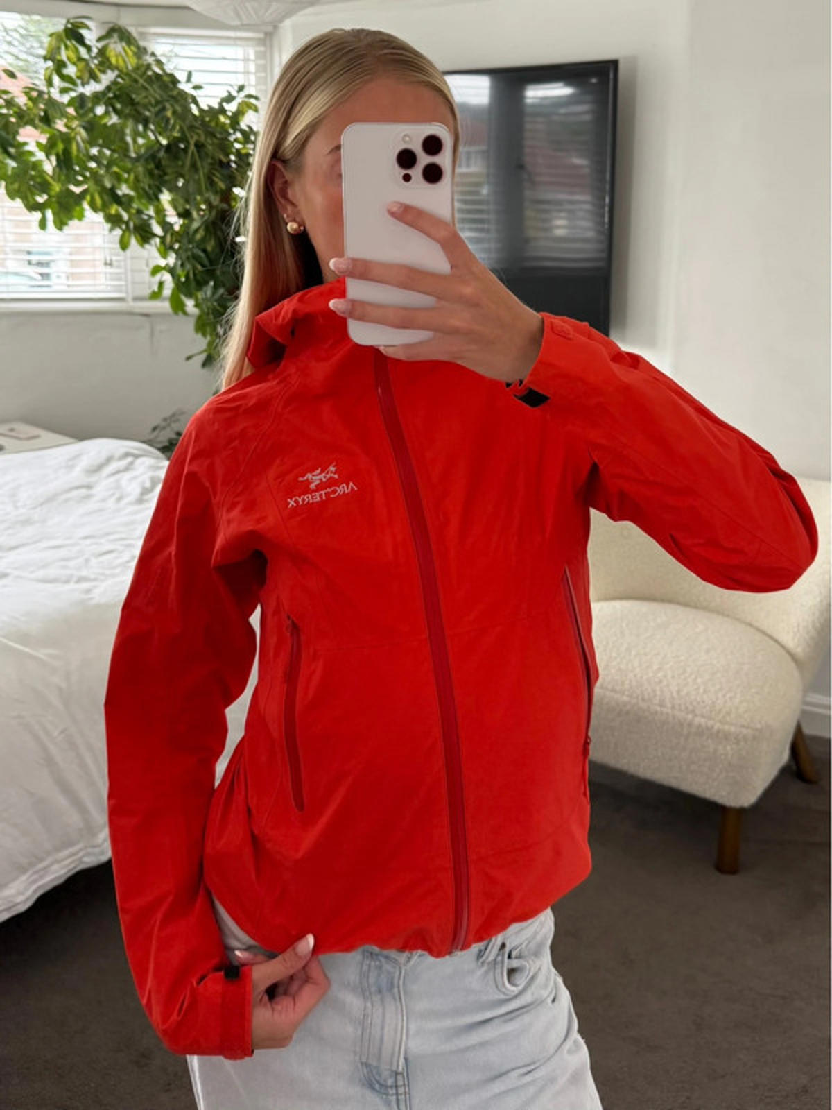 Arc’teryx Beta LT Gore-Tex Jacket XS