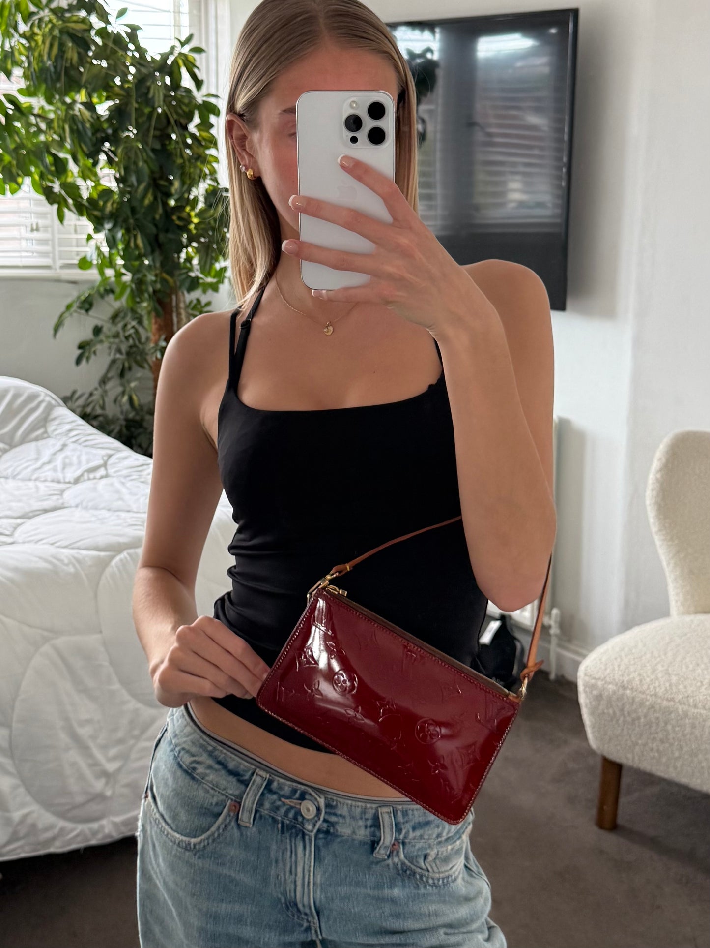 Louis Vuitton Monogram Vernis Lexington pochette