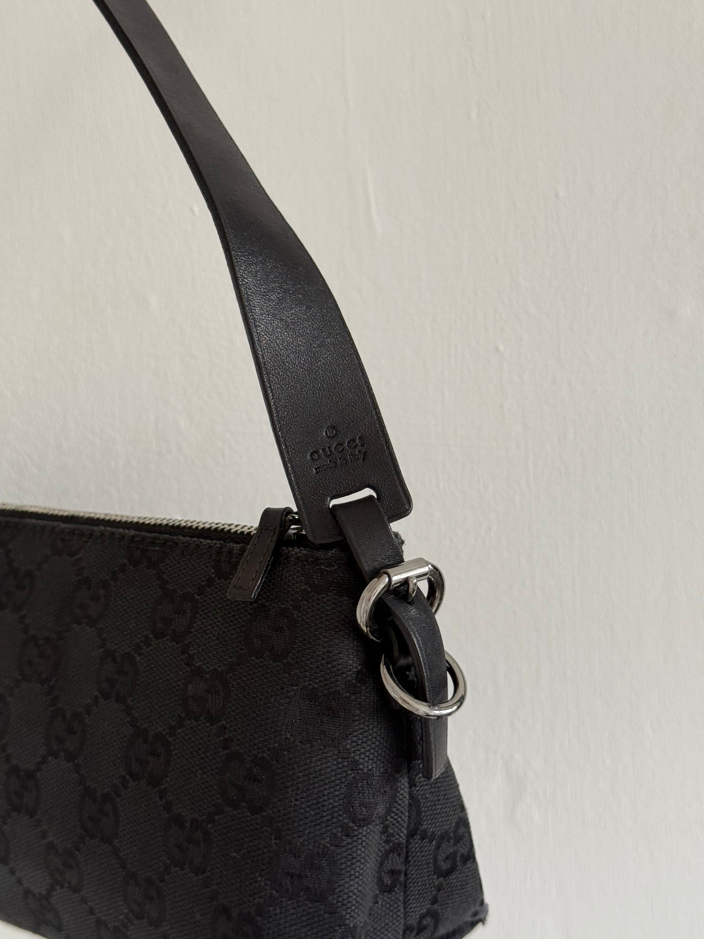 Gucci pochette mini bag