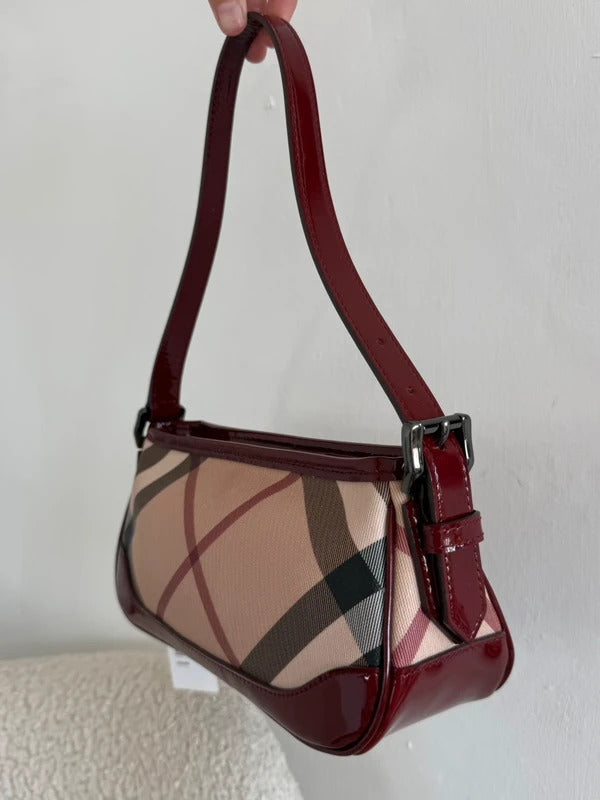 burberry nova check shoulder bag burgundy patent leather baguette
