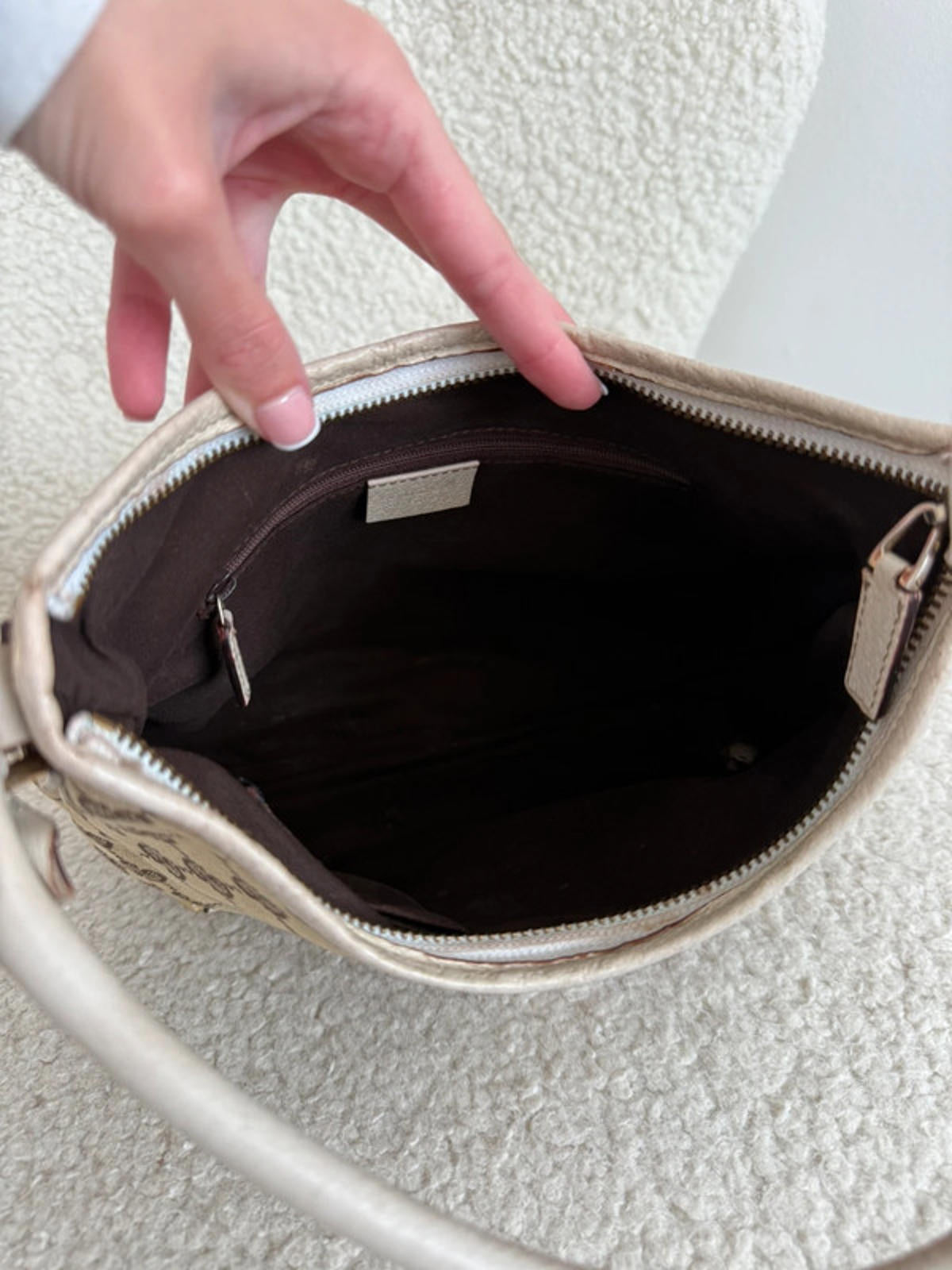 Gucci Abbey D-Ring Shoulder Bag