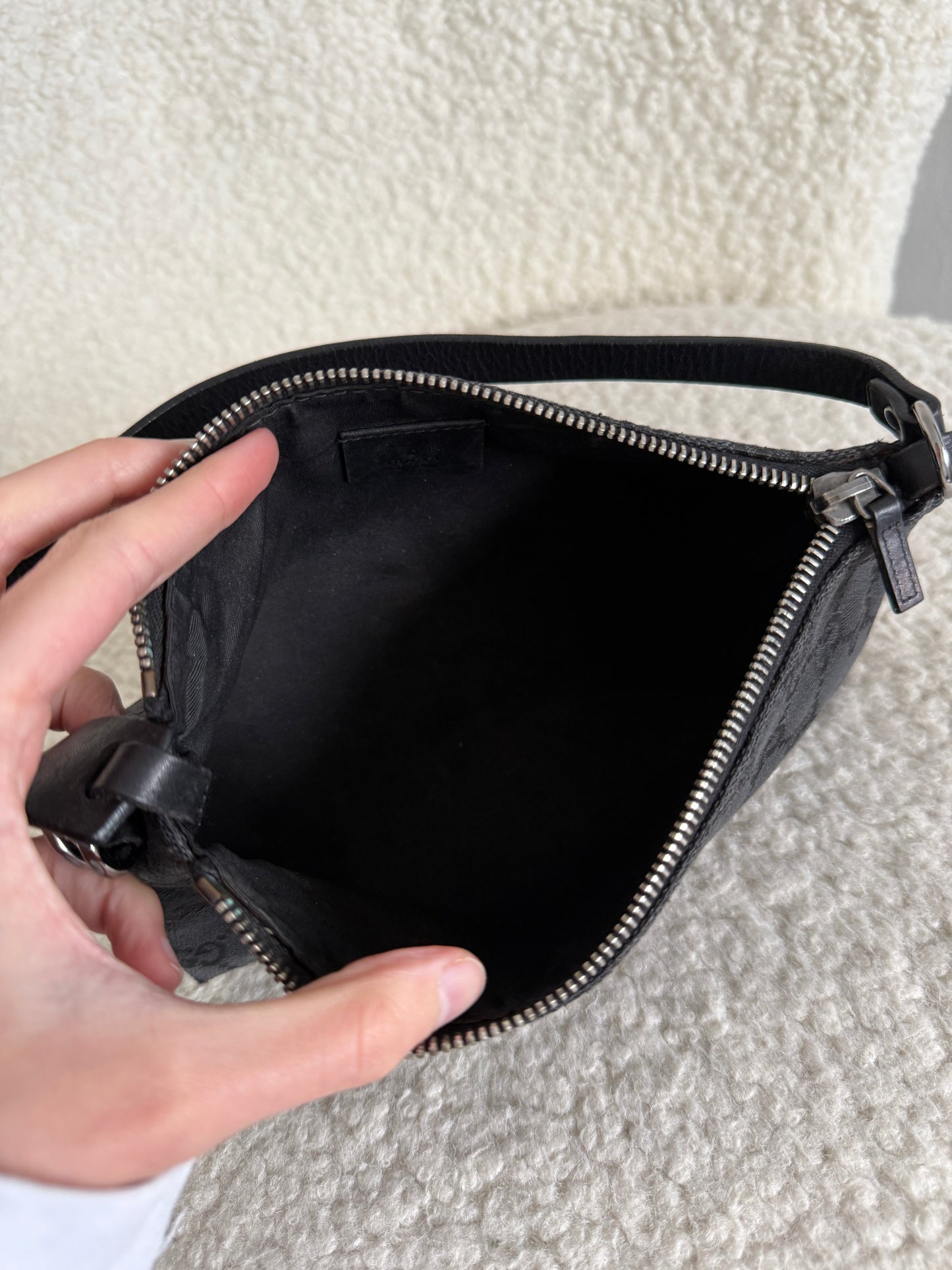 Gucci pochette mini bag