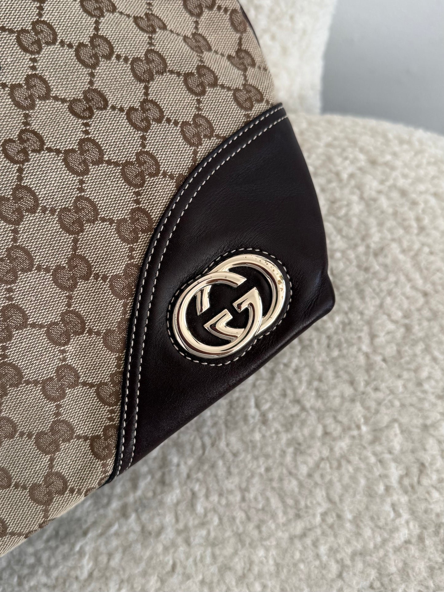 Gucci Abbey D-Ring Tote Bag