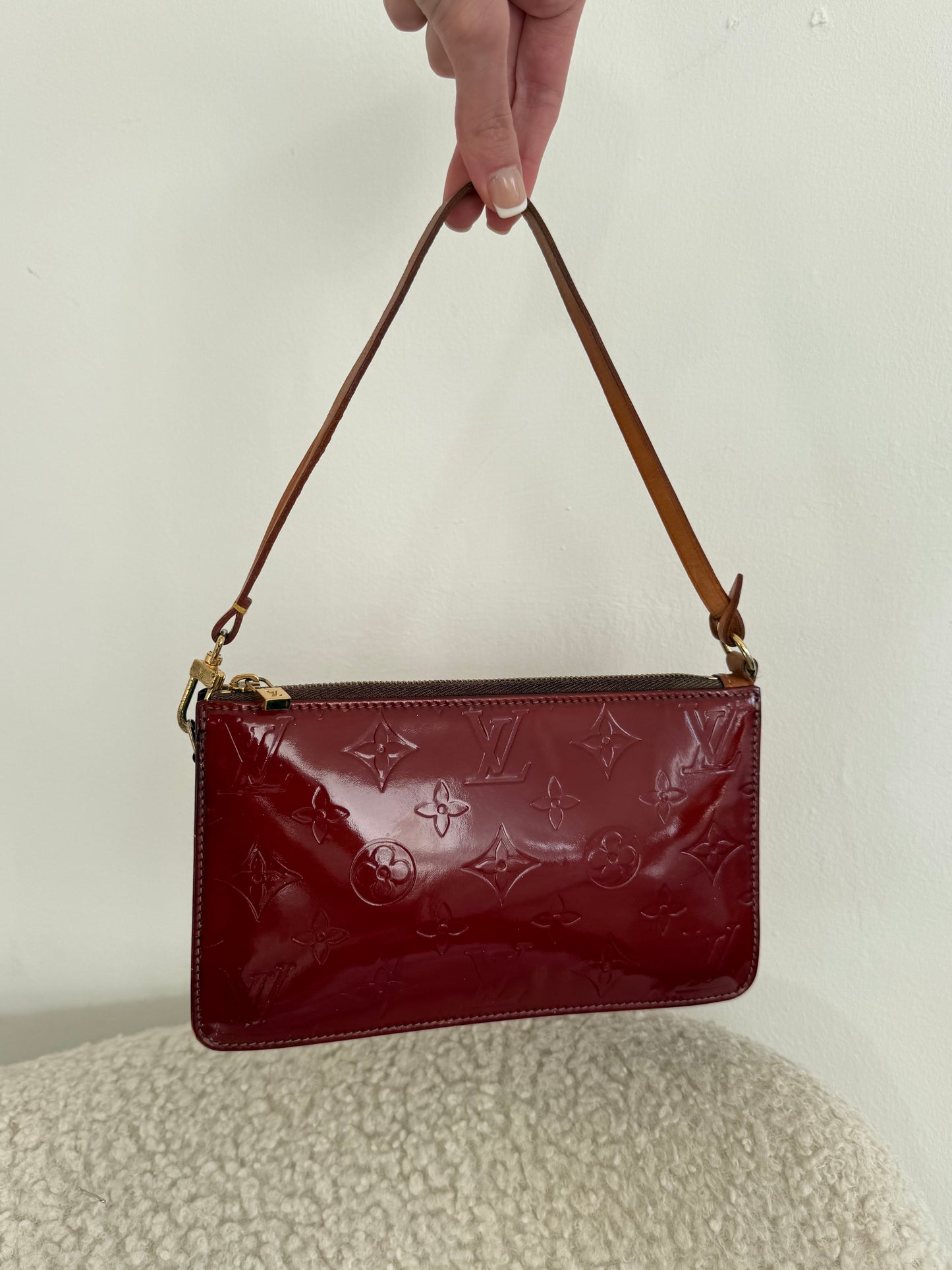 Louis Vuitton Monogram Vernis Lexington pochette