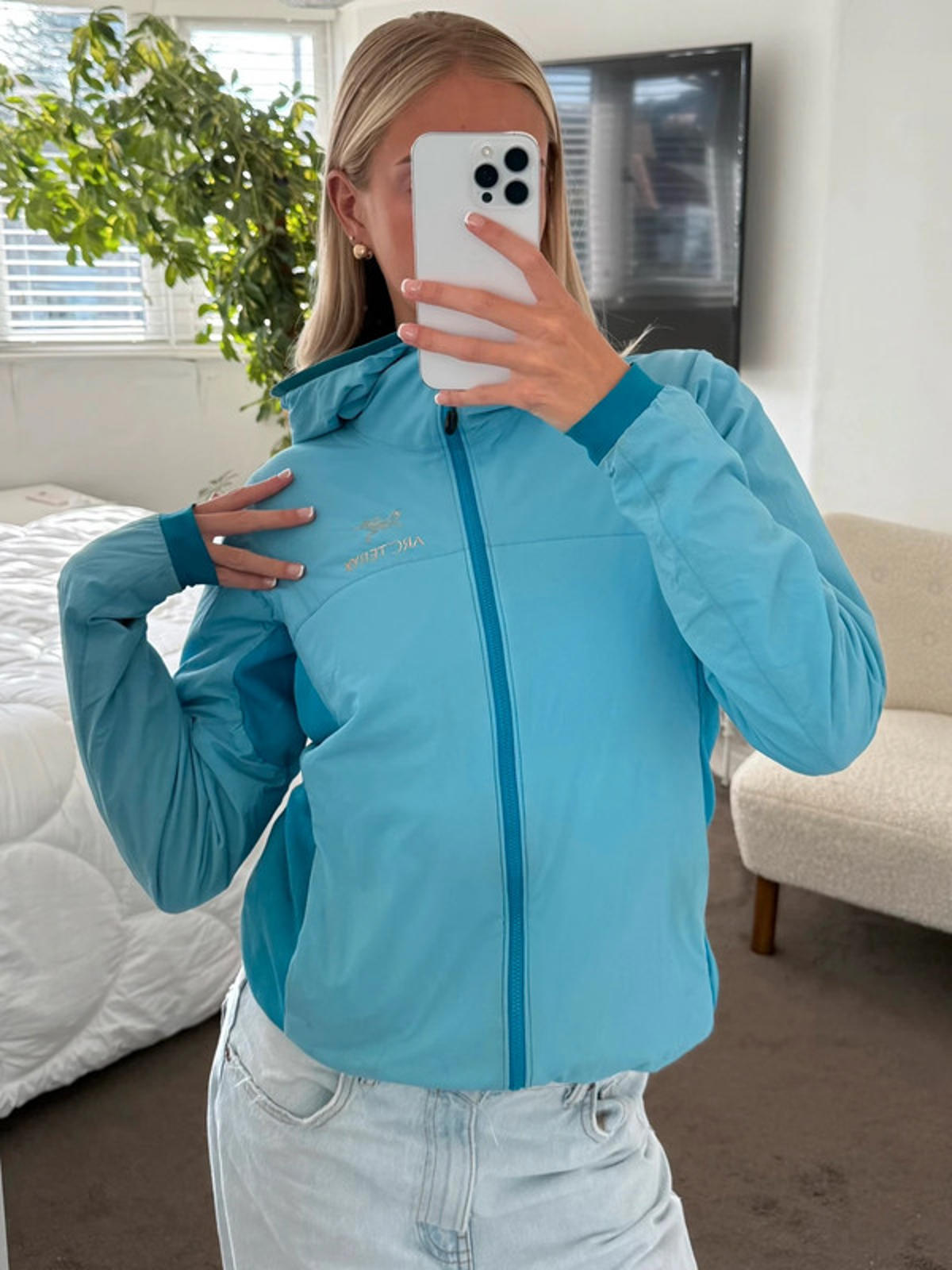 Arc’teryx Women’s Sky Blue Hooded Jacket