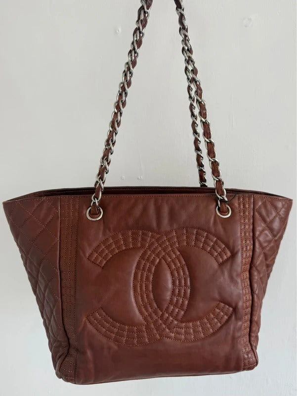 chanel paris bombay coco bengal accordion tote bag