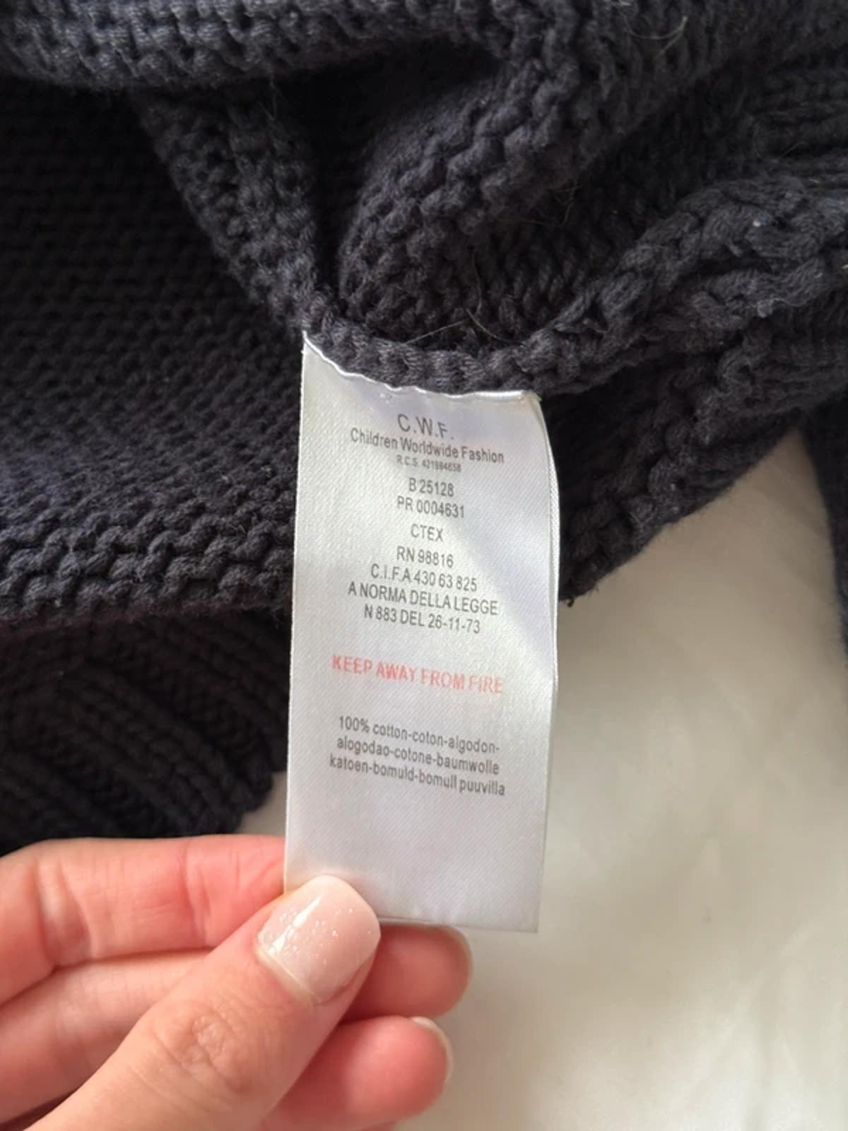 Burberry black knitted jumper