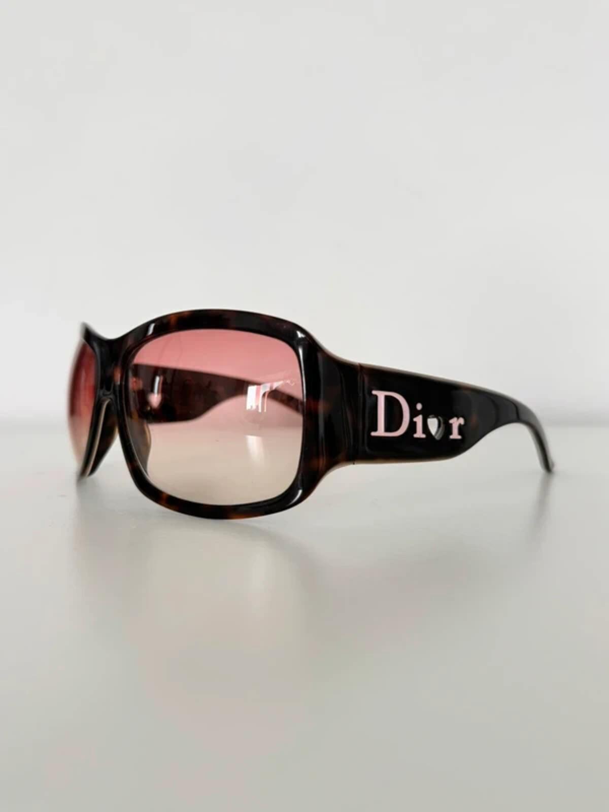 Christian Dior “Lovingly Dior 1” Sunglasses