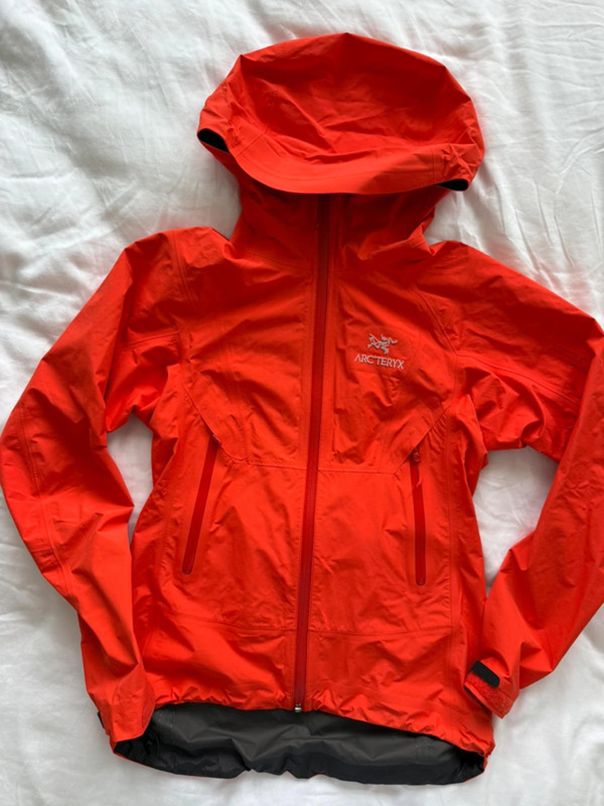 Arc’teryx Beta LT Gore-Tex Jacket XS