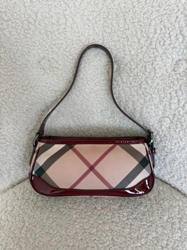 burberry nova check shoulder bag burgundy patent leather baguette