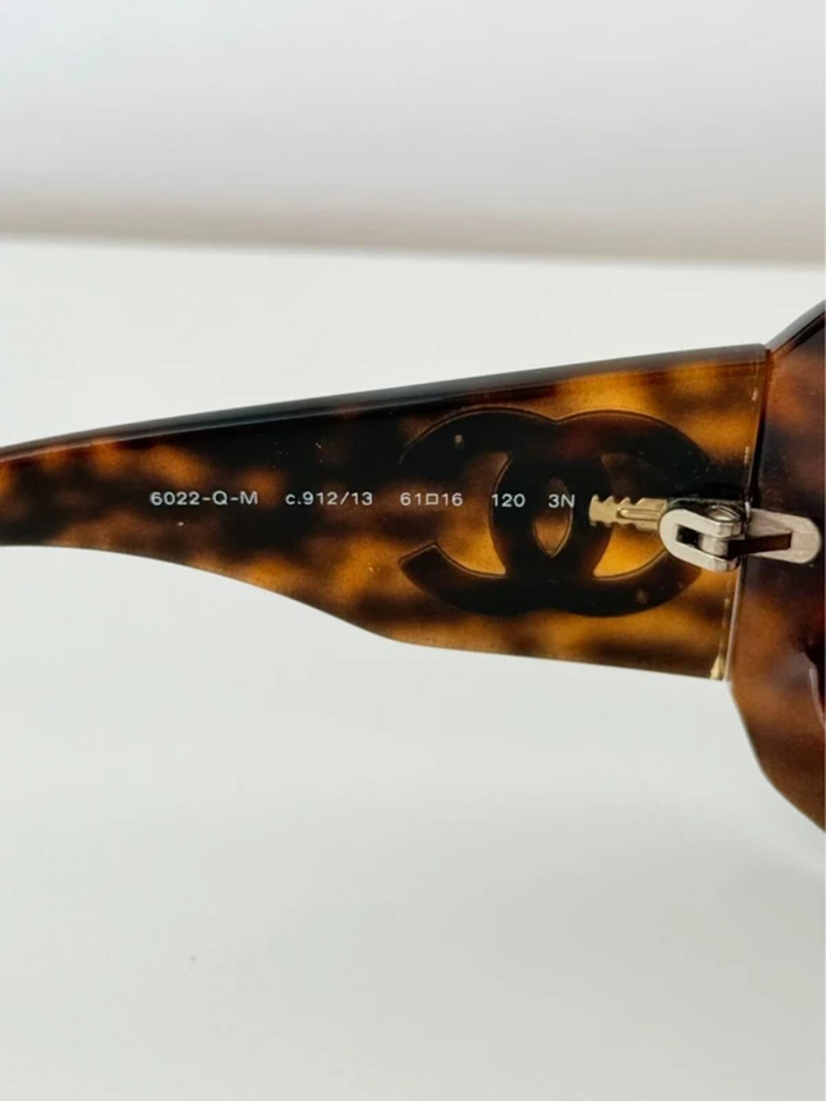 Chanel 6022-Q Oversized Tortoiseshell Sunglasses
