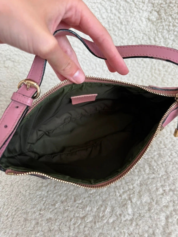 gucci gg canvas pochette shoulder bag