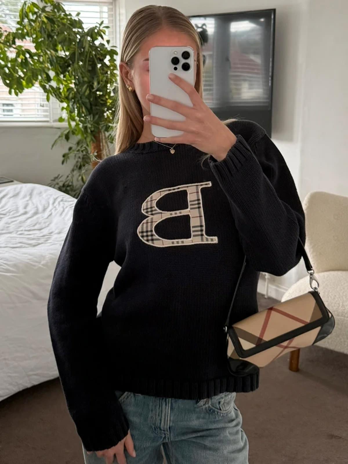 Burberry black knitted jumper