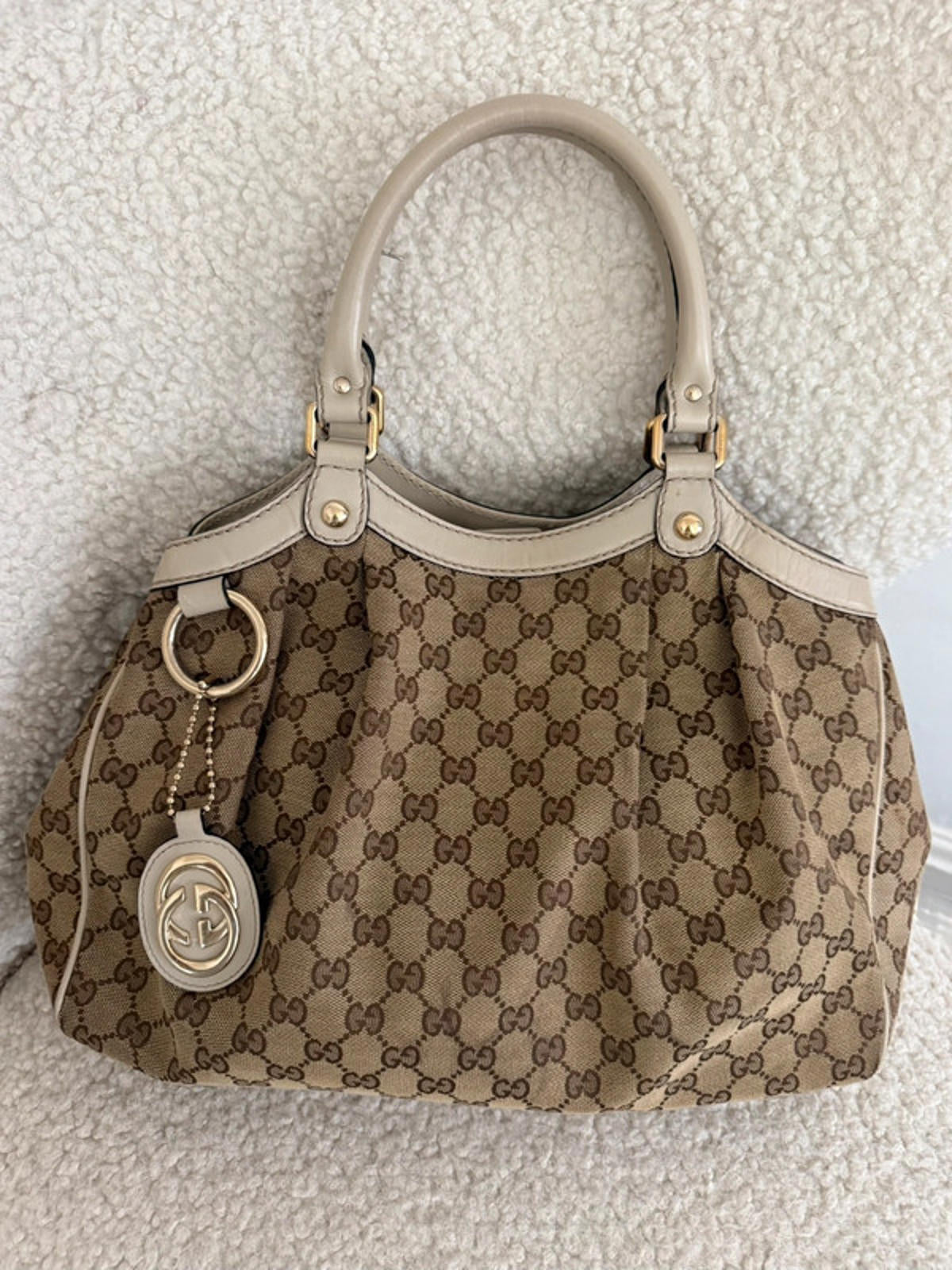Gucci Sukey Medium GG Canvas Tote