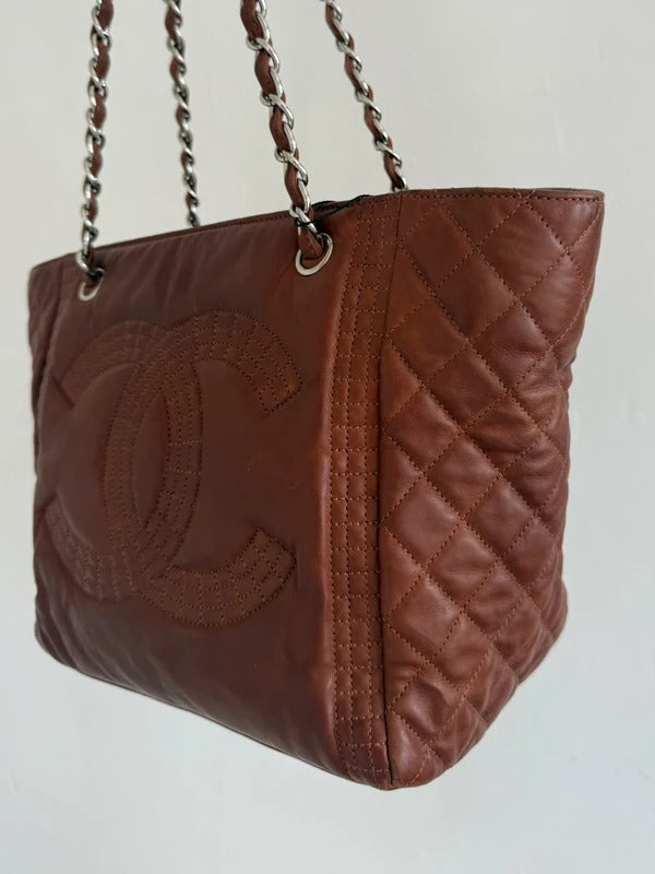 chanel paris bombay coco bengal accordion tote bag