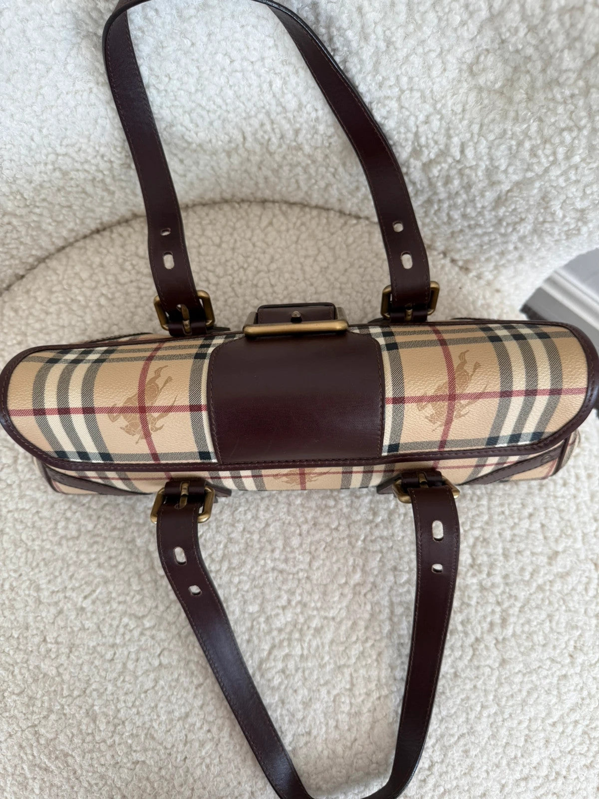 Burberry buckle shoulder bag