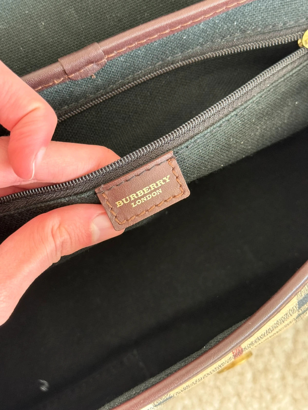 Burberry buckle shoulder bag