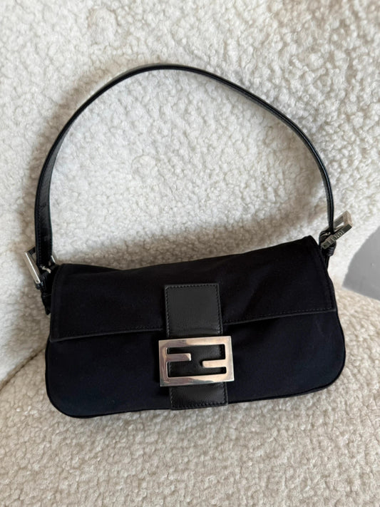 Fendi baguette