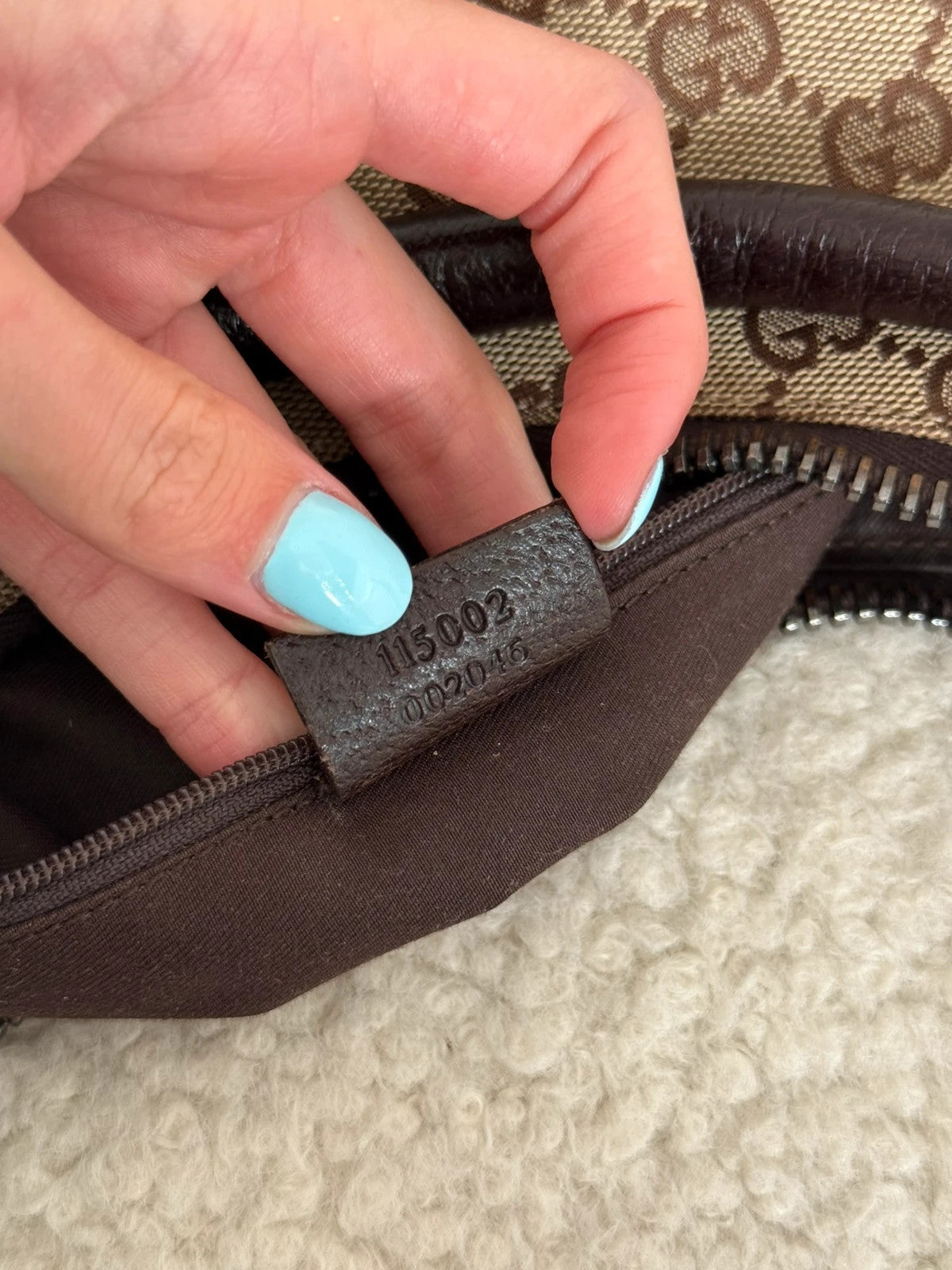 Gucci bucket bag