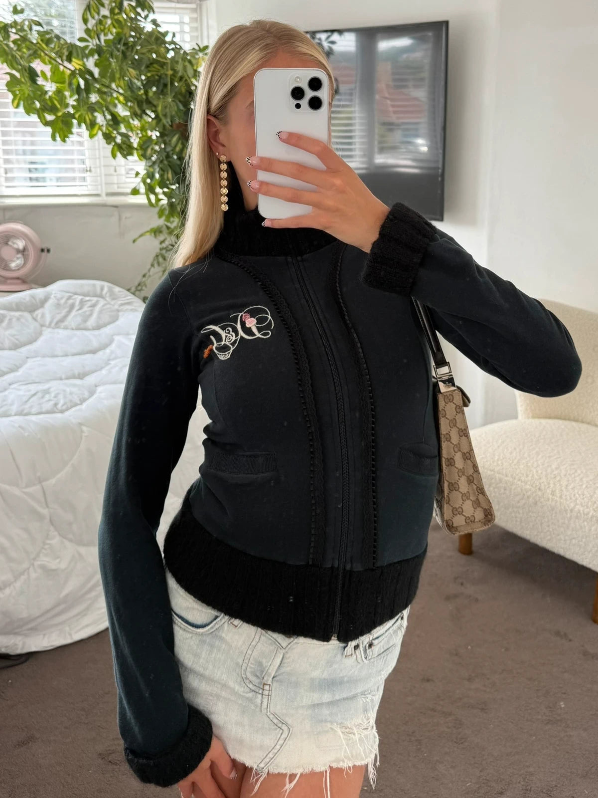 D&G zip up