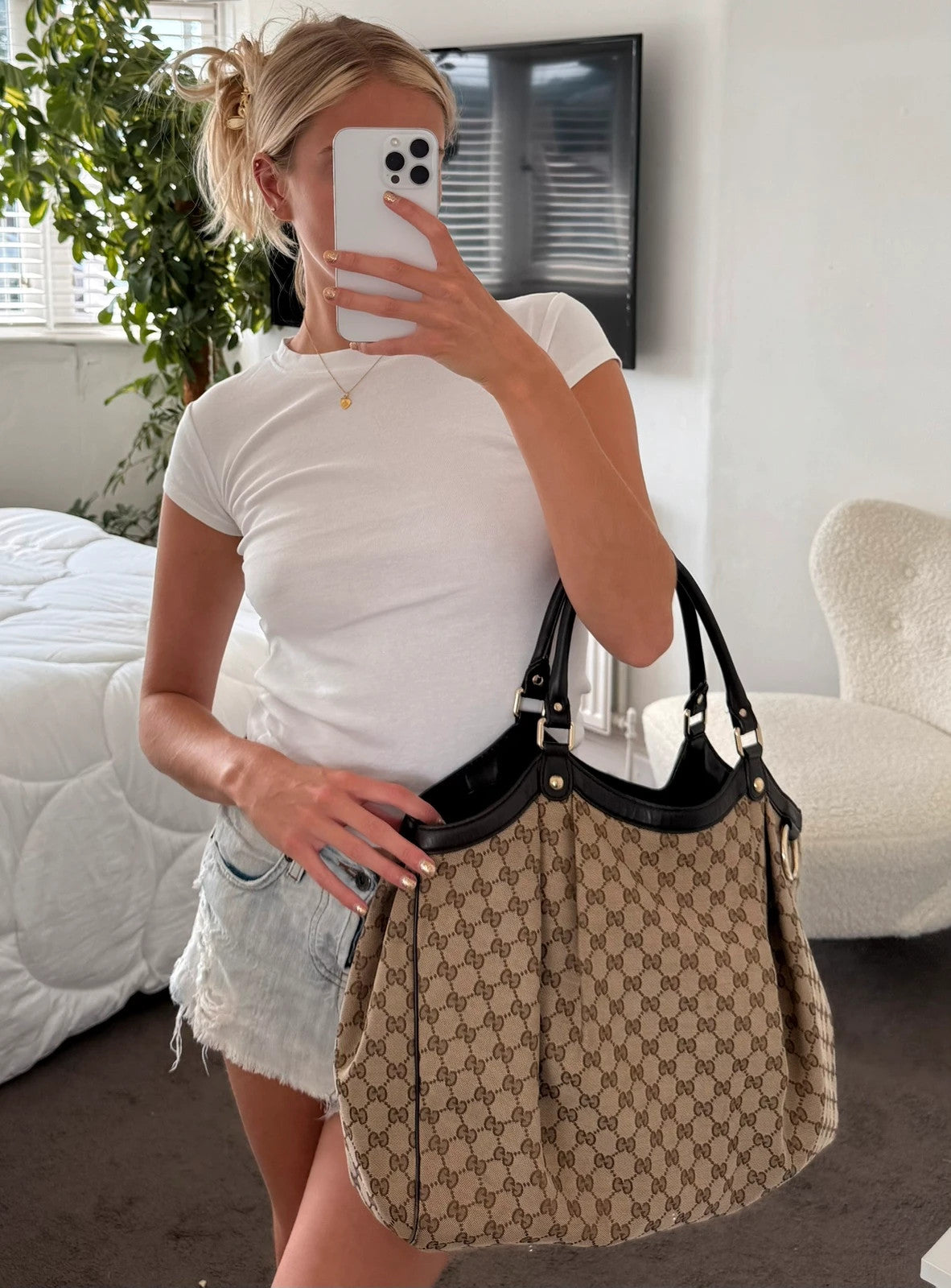 Large Gucci bag