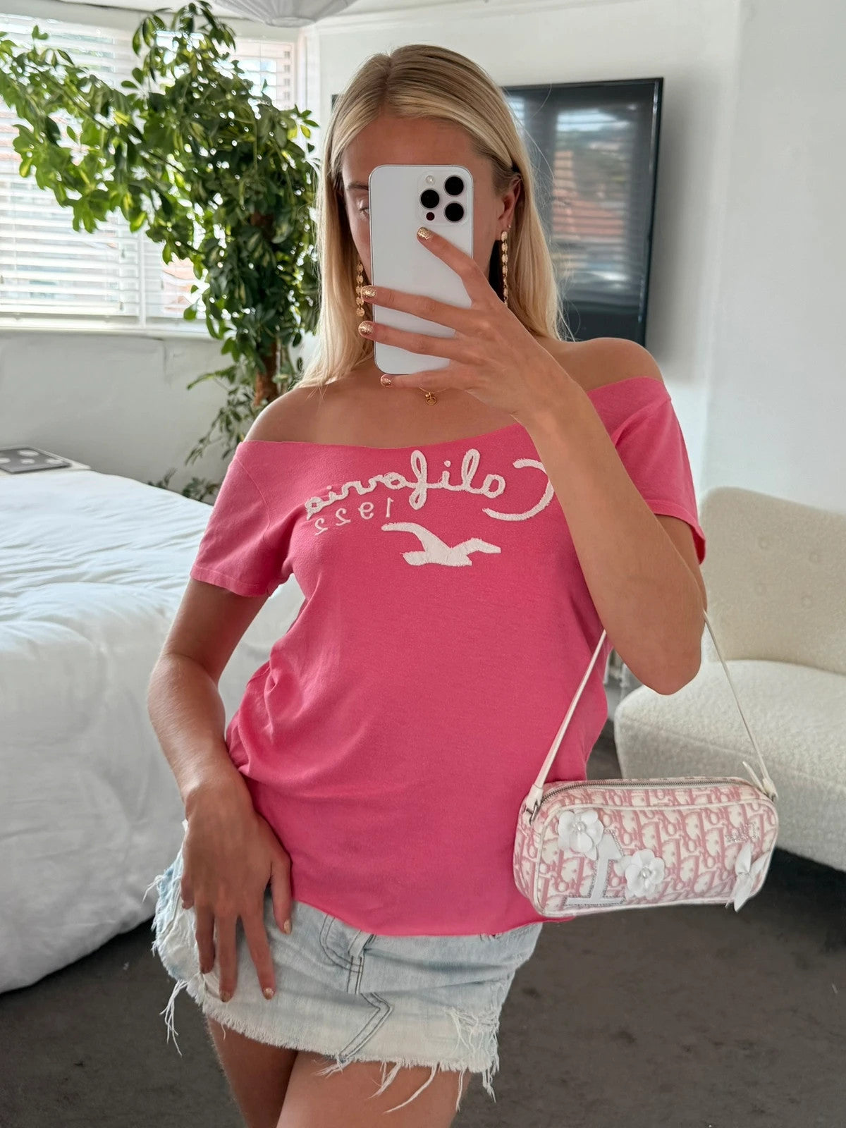 Hollister off the shoulder tshirt