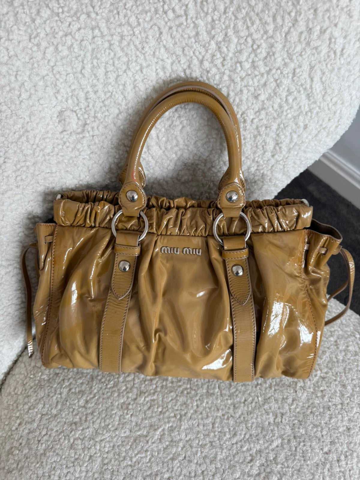 Miu Miu Vitello Lux Shine
