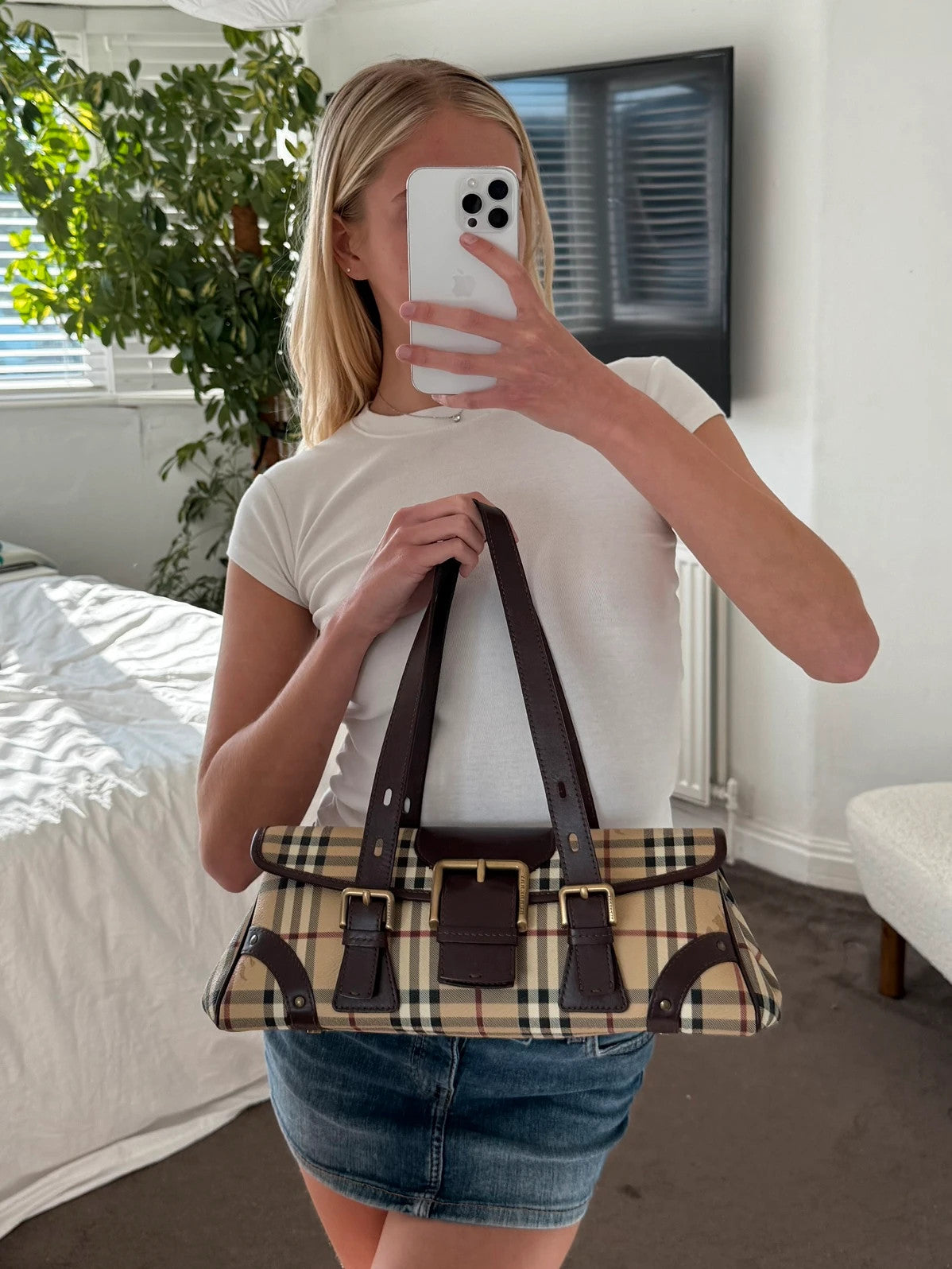 Burberry buckle shoulder bag